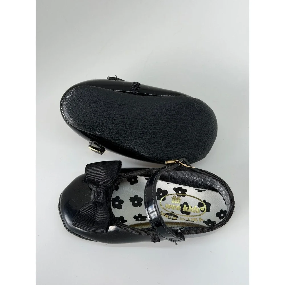 VTG Wee Kids Mary Jane Black Patent Bow Dress Shoes Baby Girl 3-6M Size 2 Floral
